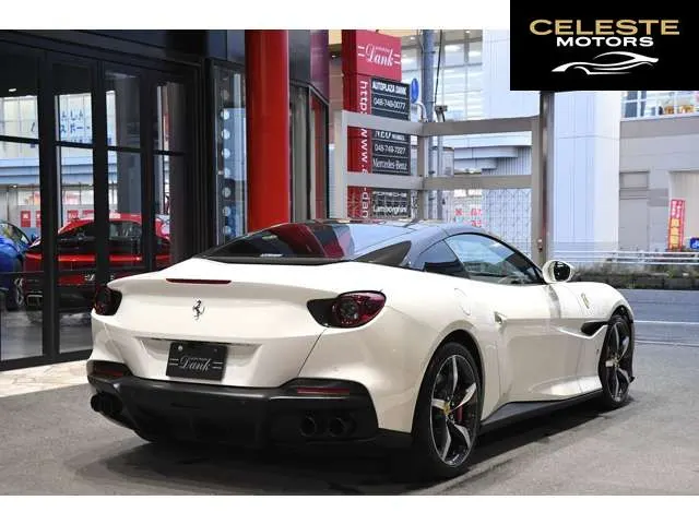 FERRARI Portofino M 2022 — photo 5 sur 8