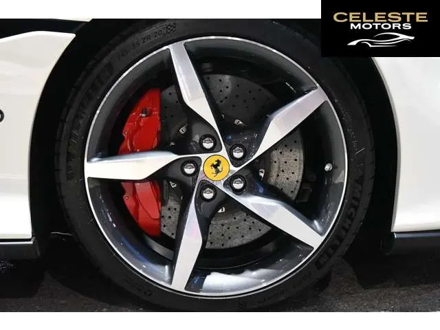 FERRARI Portofino M 2022 — photo 7 sur 8