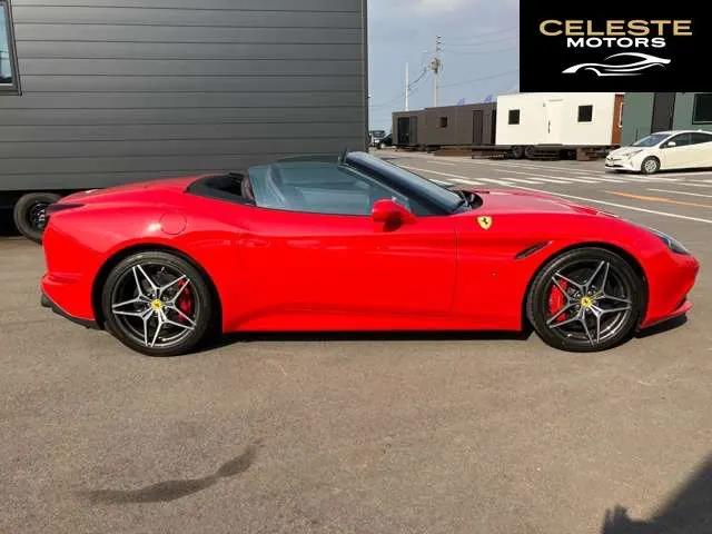 FERRARI California T 2016 — photo 2 sur 8