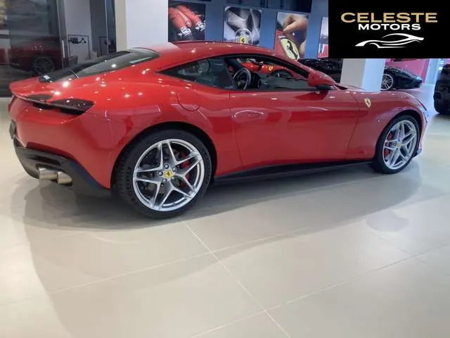 FERRARI Roma 2021 — photo 3 sur 8