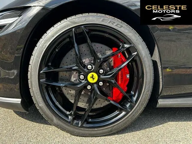 FERRARI Roma Spider 2025 — photo 2 sur 8