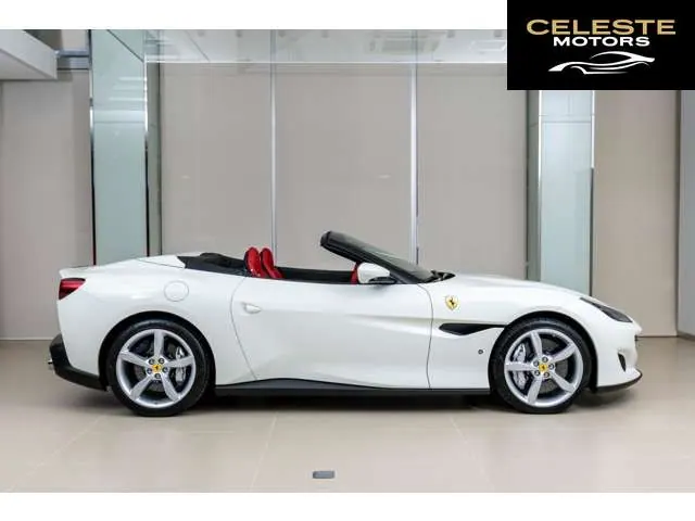 FERRARI Portofino 2018 — photo 4 sur 8