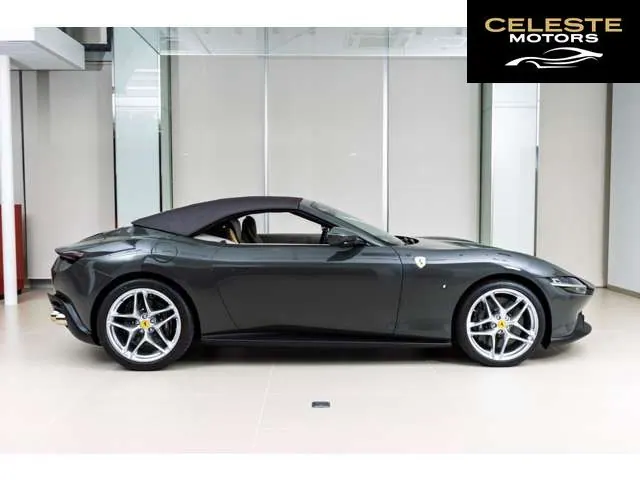 FERRARI Roma Spider 2025 — photo 4 sur 8