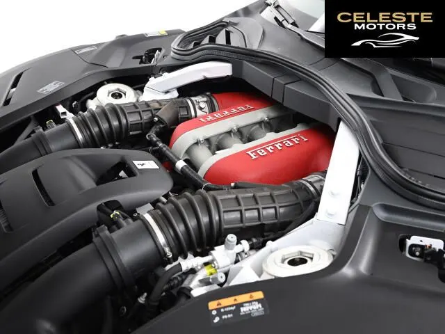 FERRARI Purosangue 2024 — photo 6 sur 8