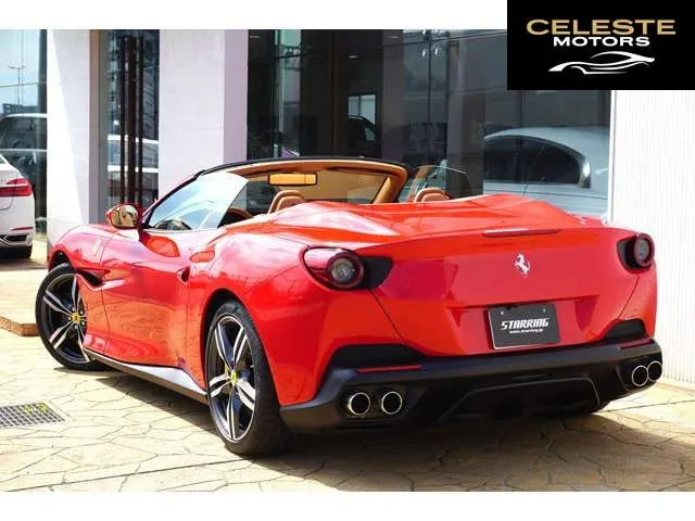 FERRARI Portofino 2020 — photo 3 sur 8