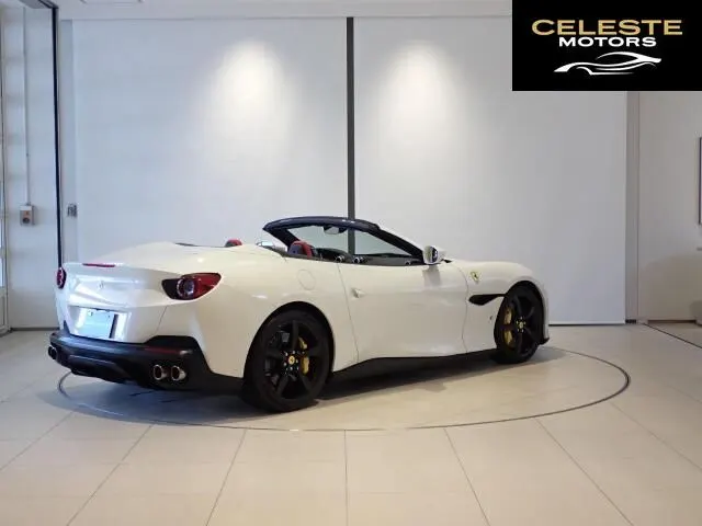 FERRARI Portofino 2018 — photo 6 sur 8