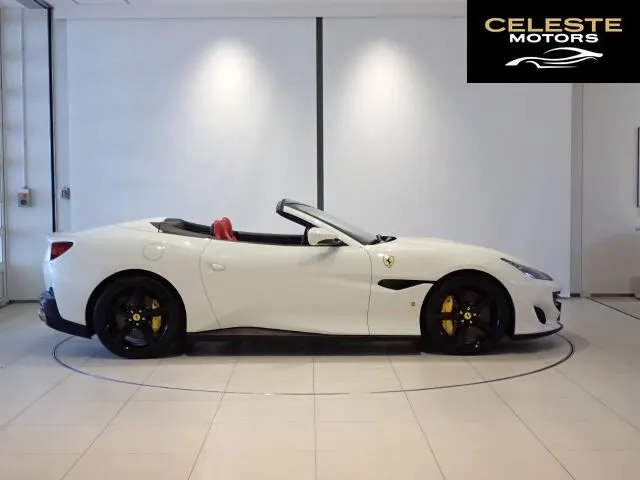 FERRARI Portofino 2018 — photo 7 sur 8