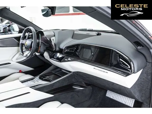 FERRARI Purosangue 2024 — photo 8 sur 8