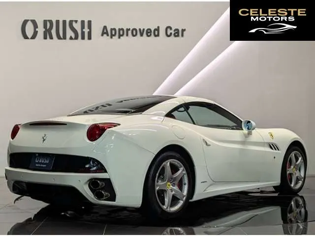 FERRARI California 2009 — photo 7 sur 8