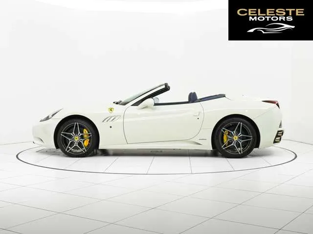 FERRARI California 2011 — photo 4 sur 8
