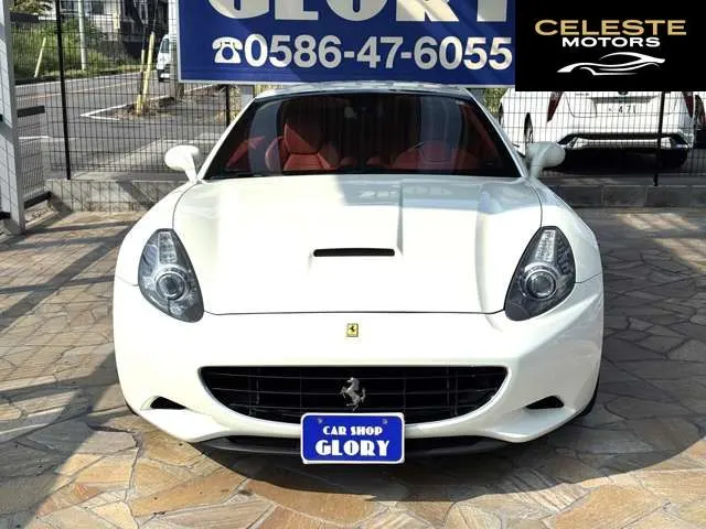 FERRARI California 2011 — photo 2 sur 8