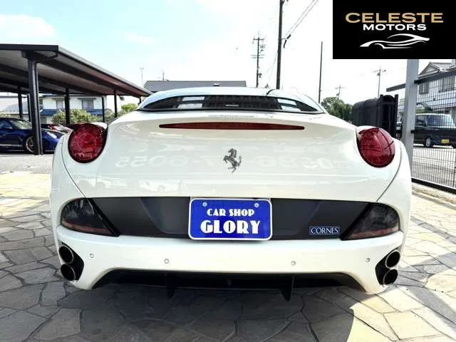 FERRARI California 2011 — photo 3 sur 8