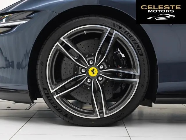 FERRARI Roma Spider 2025 — photo 5 sur 8