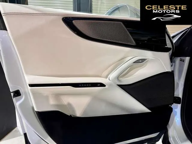 FERRARI Purosangue 2024 — photo 4 sur 8