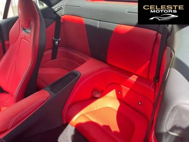 FERRARI Portofino 2018 — photo 1 sur 8