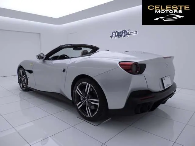 FERRARI Portofino 2019 — photo 3 sur 8