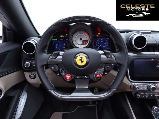 FERRARI Portofino 2019 — photo 8 sur 8