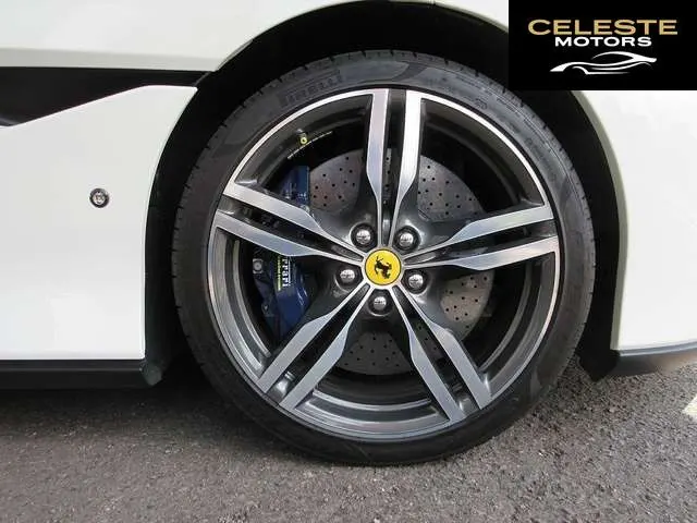 FERRARI Portofino 2020 — photo 3 sur 8