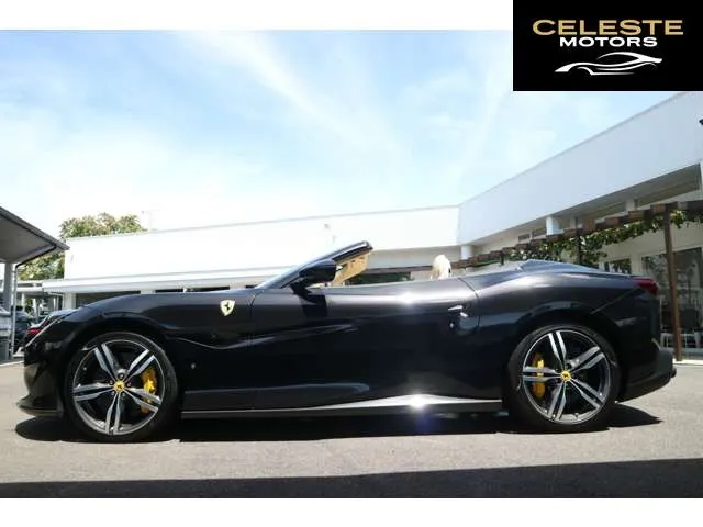 FERRARI Portofino 2019 — photo 2 sur 8