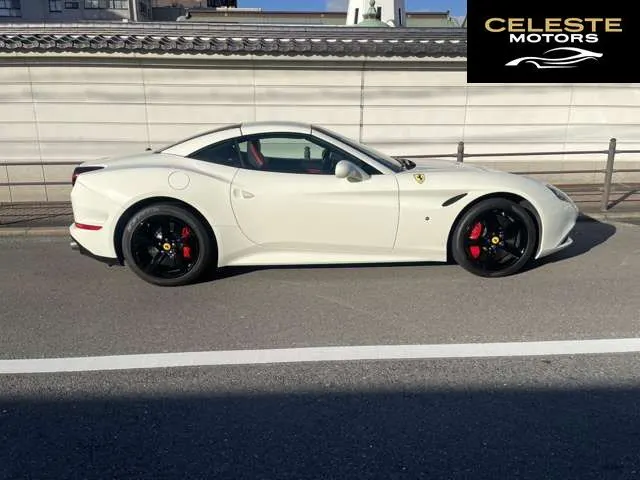 FERRARI California 2015 — photo 4 sur 8