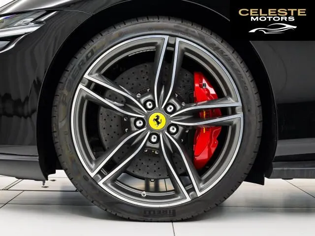 FERRARI Roma Spider 2025 — photo 5 sur 8