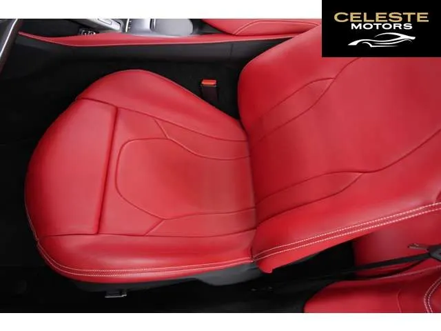 FERRARI Portofino 2020 — photo 4 sur 8