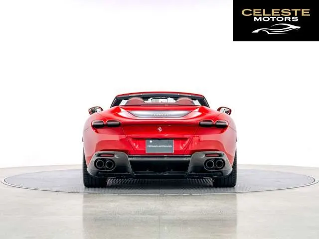 FERRARI Roma Spider 2024 — photo 7 sur 8