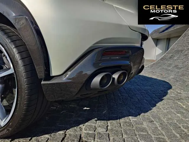 FERRARI Purosangue 2025 — photo 6 sur 8
