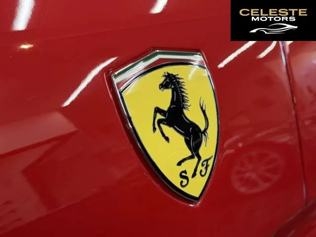 FERRARI Portofino 2021 — photo 7 sur 8