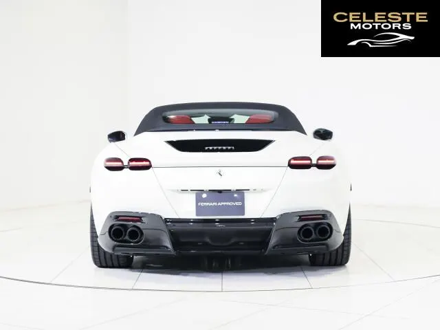 FERRARI Roma Spider 2024 — photo 8 sur 8