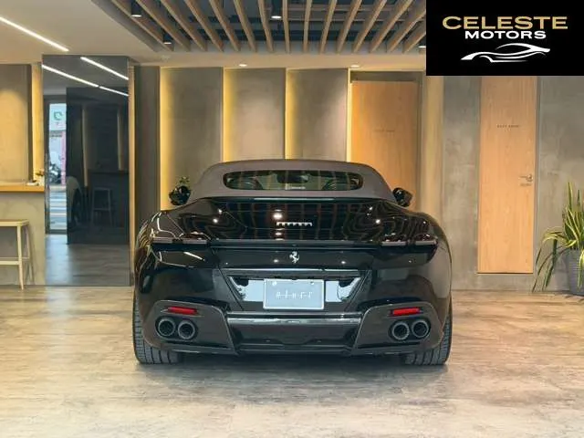FERRARI Roma Spider 2025 — photo 5 sur 8