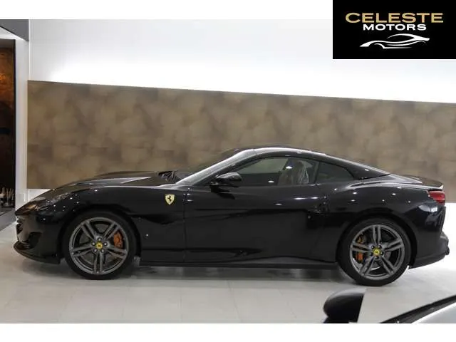 FERRARI Portofino 2018 — photo 3 sur 8