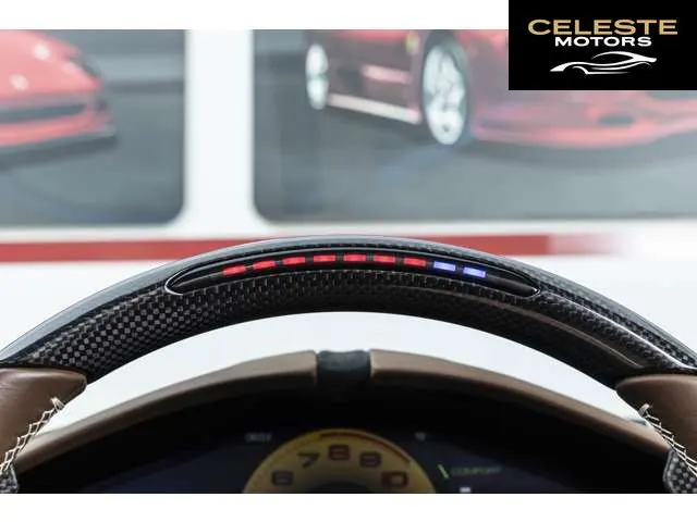 FERRARI Roma Spider 2025 — photo 6 sur 8