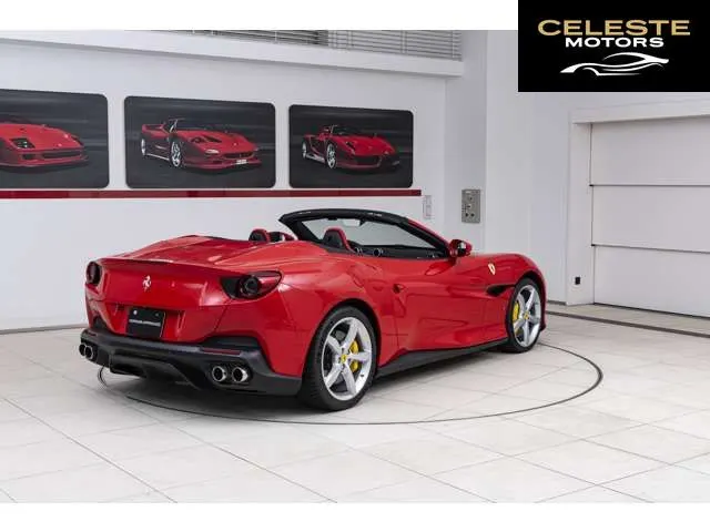 FERRARI Portofino 2019 — photo 2 sur 8