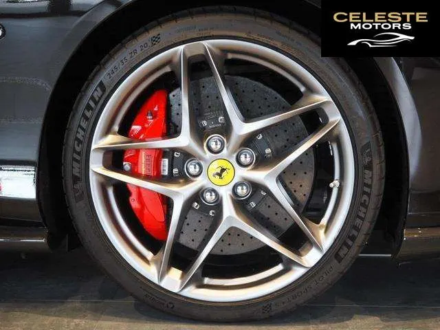 FERRARI Roma 2022 — photo 7 sur 8