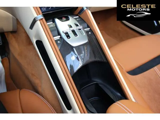 FERRARI Roma Spider 2024 — photo 8 sur 8