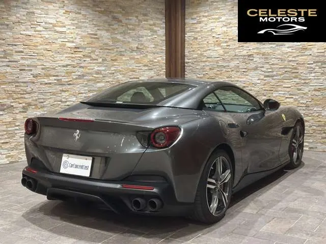FERRARI Portofino 2020 — photo 4 sur 8