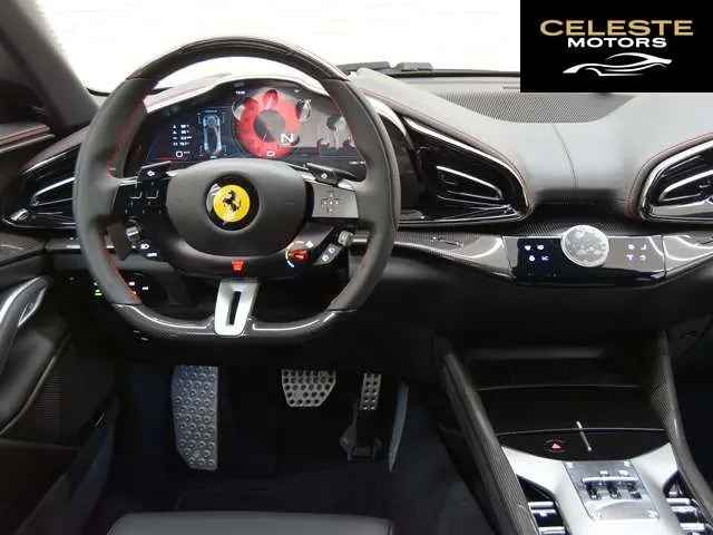 FERRARI Purosangue 2024 — photo 7 sur 8