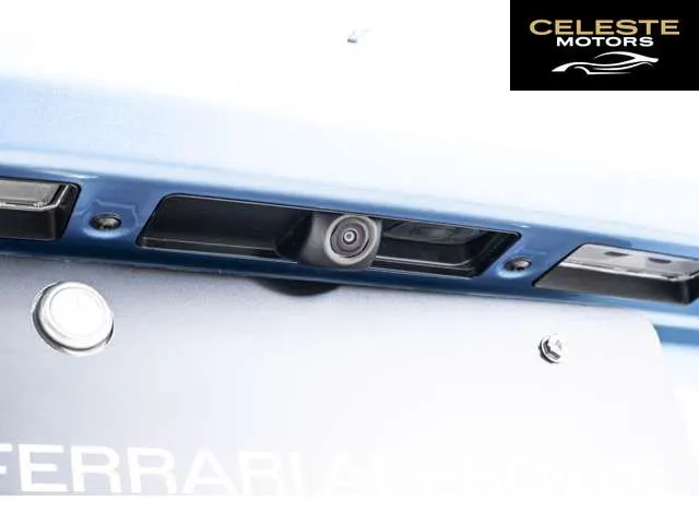 FERRARI Roma Spider 2024 — photo 2 sur 8