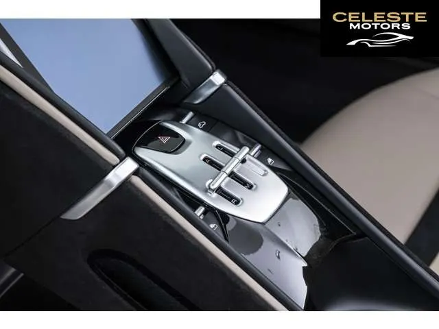 FERRARI Roma Spider 2024 — photo 6 sur 8