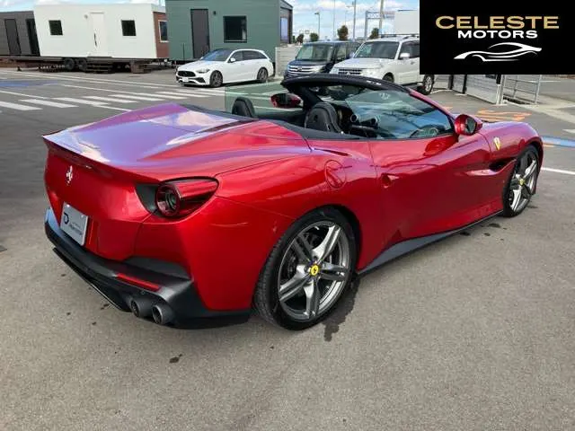 FERRARI Portofino 2019 — photo 4 sur 8
