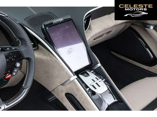 FERRARI Roma Spider 2025 — photo 2 sur 8