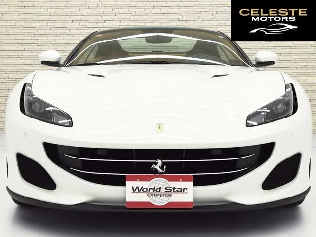 FERRARI Portofino 2021 — photo 3 sur 8