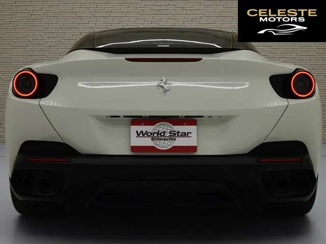 FERRARI Portofino 2021 — photo 4 sur 8