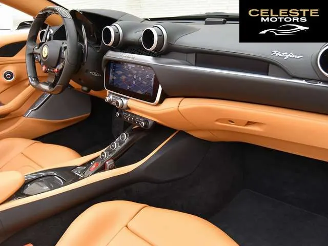 FERRARI Portofino 2021 — photo 6 sur 8