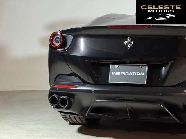 FERRARI Portofino 2019 — photo 7 sur 8