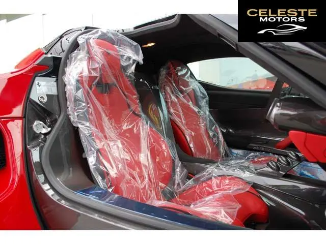 FERRARI ラ 2015 — photo 8 sur 8