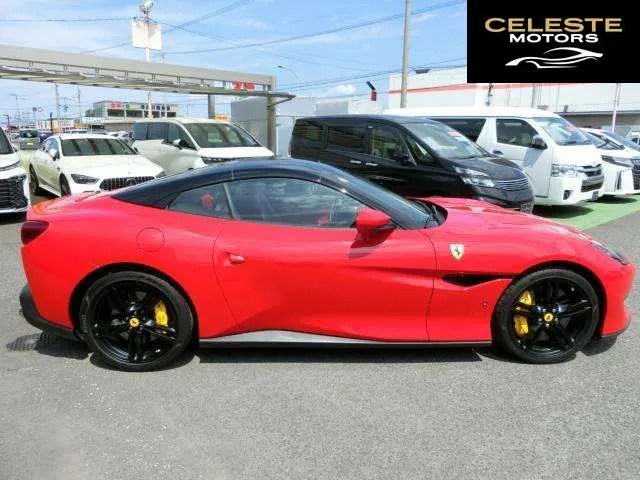 FERRARI Portofino 2019 — photo 1 sur 8