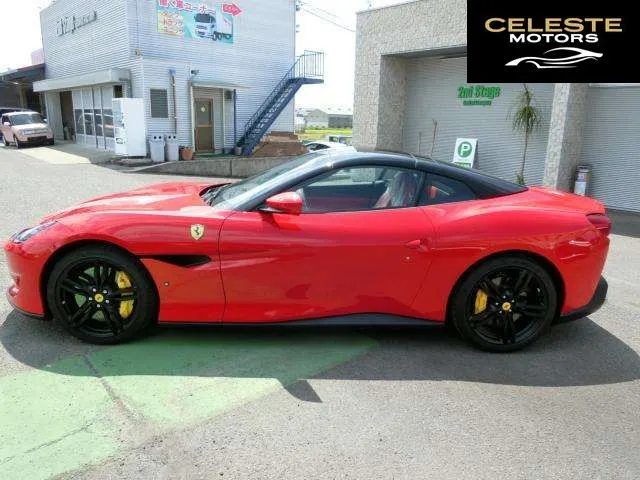 FERRARI Portofino 2019 — photo 2 sur 8