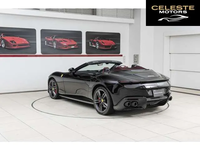 FERRARI Roma Spider 2024 — photo 4 sur 8